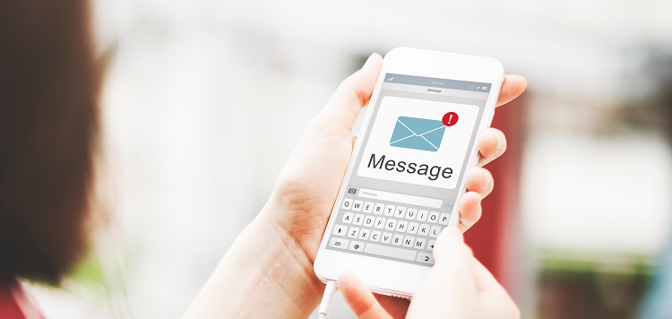 How to use text messaging to build customer loyalty