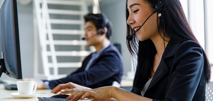 Understanding the Difference Between Customer Support and Customer Success