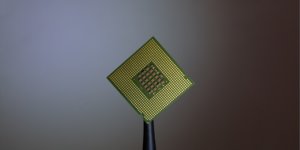 Intel Discontinues Cascade Lake Lineup: Shifting Tides in the CPU Market