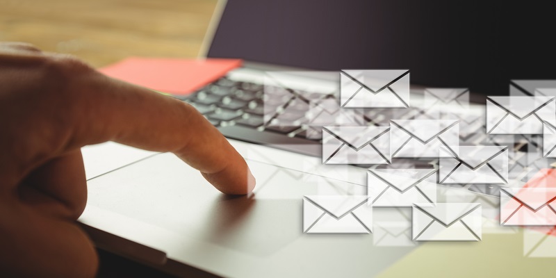 Strategic Email Branding: Enhancing User Experience and Fostering Customer Loyalty