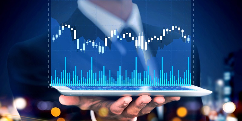 Stash Vs. TradeCurve: A Comparative Guide for Novice and Seasoned Investors