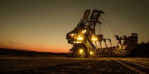 Revolutionizing Energy and Mining: The Pivotal Role of Artificial Intelligence