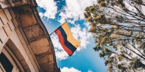 Colombia’s Leap into the Digital Transformation: The Power of Mobile Operators, Broadband Services, and Digital Innovations in Economic Growth and Social Inclusion