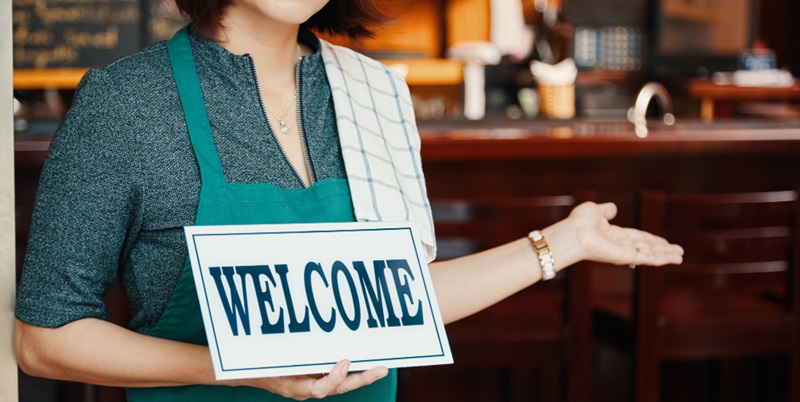 The Power of Personalization in Hospitality: Customizing Experiences for Increased Satisfaction and Loyalty