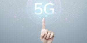 Securing the Future of Communications: A Deep Dive into 5G Networks and Quantum-Resistant Encryption