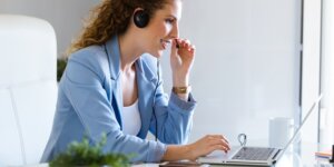 Cold Calling Vs. Email Marketing: A Sales Strategy Showdown