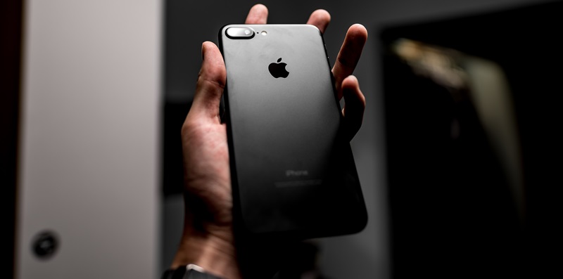 High Demand, Limited Supply: The Impact of iPhone 7 and 7 Plus Launch on Global Tech Markets