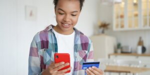 Messaging Payments Technology: Empowering Teens in the Digital Age of Finance