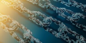 Unlocking Transparency and Efficiency: The Role of Blockchain in Revolutionizing Supply Chain Management