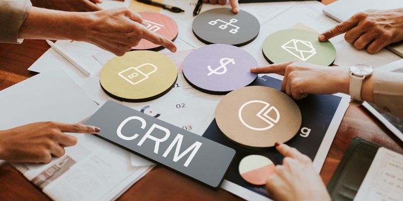 Maximizing the Potential of Real-Time and Batch-Based CRM Data