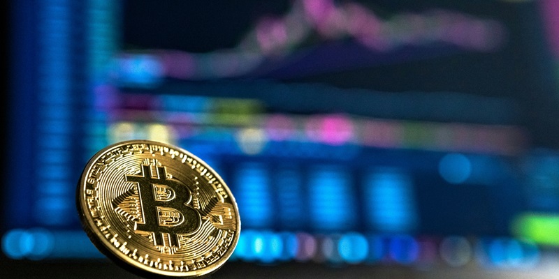 Bitcoin Breaks $50K as Investors Eye Halving and Spot ETFs Approval