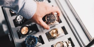 Revolutionizing Luxury Timepieces: Blockchain’s Impact on Authenticity & Liquidity