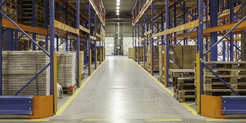 Can AI Revolutionize Warehouse Robot Coordination?