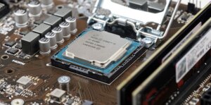 How Will Intel’s Lunar Lake CPUs Transform Mobile Computing?