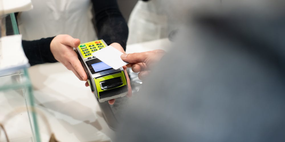 How Are Digital Payments Shaping a Cashless World?