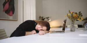 Napping at Work Rises: Trends Among Remote and Hybrid Staff