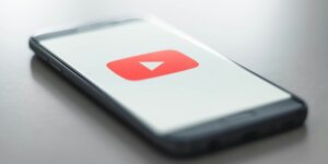 YouTube Music: AI-Driven Voice and Hum Features Redefine Discovery