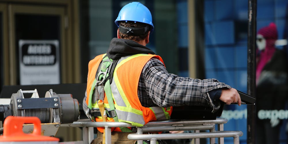 EEOC’s New Guide Aims to Combat Harassment in Construction Industry