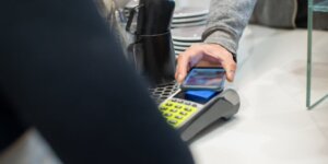 Is the UK Nearing a Cashless Future with Rising Mobile Payments?