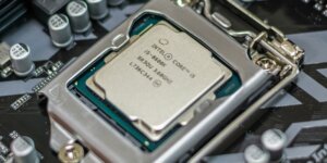 Can Intel’s Arrow Lake CPUs Outperform AMD’s Zen 5 Lineup?