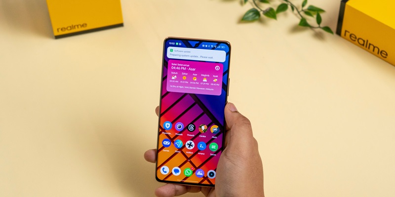 Is the Realme GT6 the Right Choice for Mid-Range Phone Seekers?