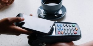 Mobile Payments Revolutionize Retail, Enhance SMB Flexibility and Security