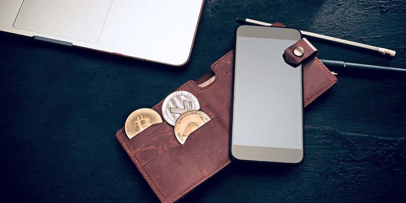 How Will Digital Wallets Redefine Luxury Shopping by 2025?