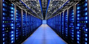 The Enduring Role of Enterprise Data Centers Amid Rising Cloud Adoption