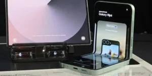 Samsung Galaxy Z Flip 7 Outshines Motorola Razr in Foldable Showdown