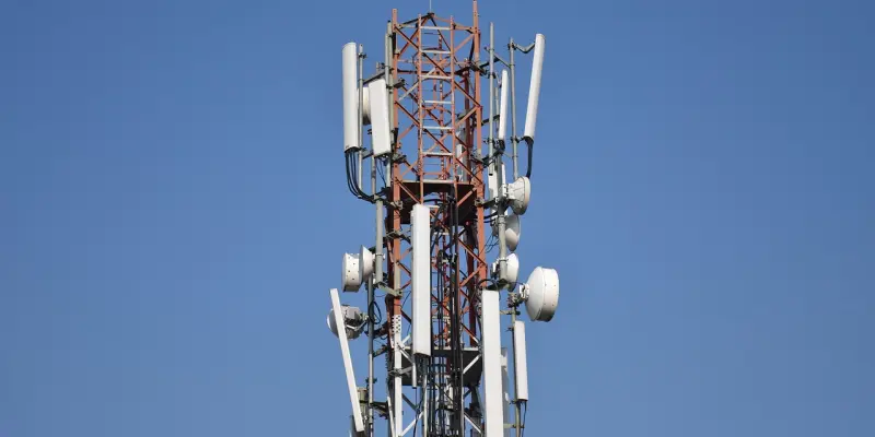 Telecom Advances: 5G SA, Regulatory Actions, and Investment Boosts