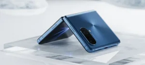 Samsung Gifts Z Flip 7 Olympic Edition to Athletes