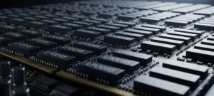 Apple Services Growth Will Shield Margins from Memory Costs